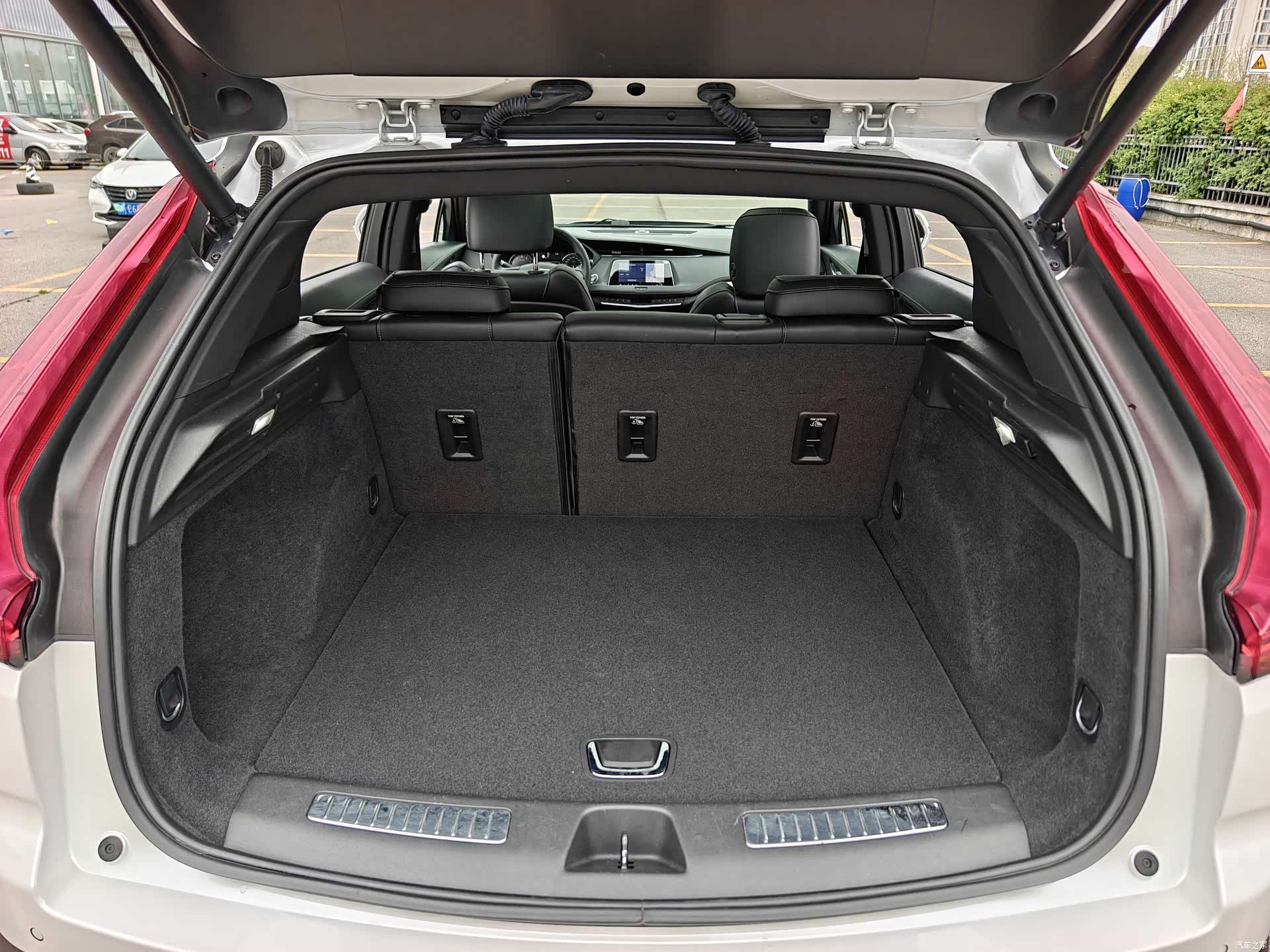 Cadillac XT4, 2019 8
