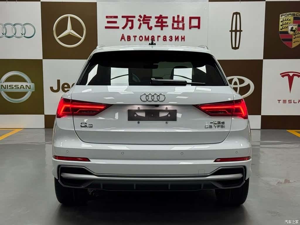 Audi Q3, 2022 все фото