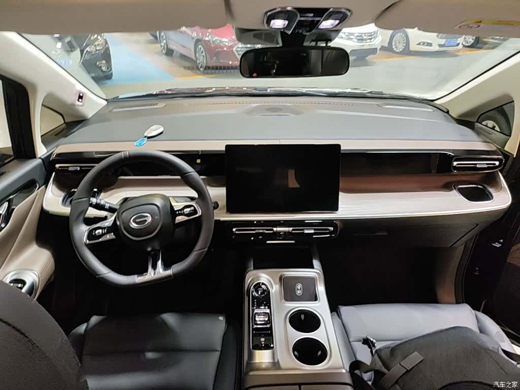 Trumpchi E8, 2024 10