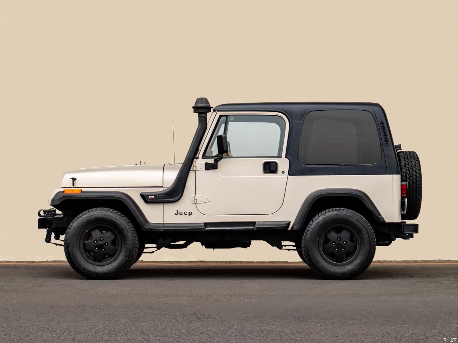 Jeep Wrangler, 1995 3