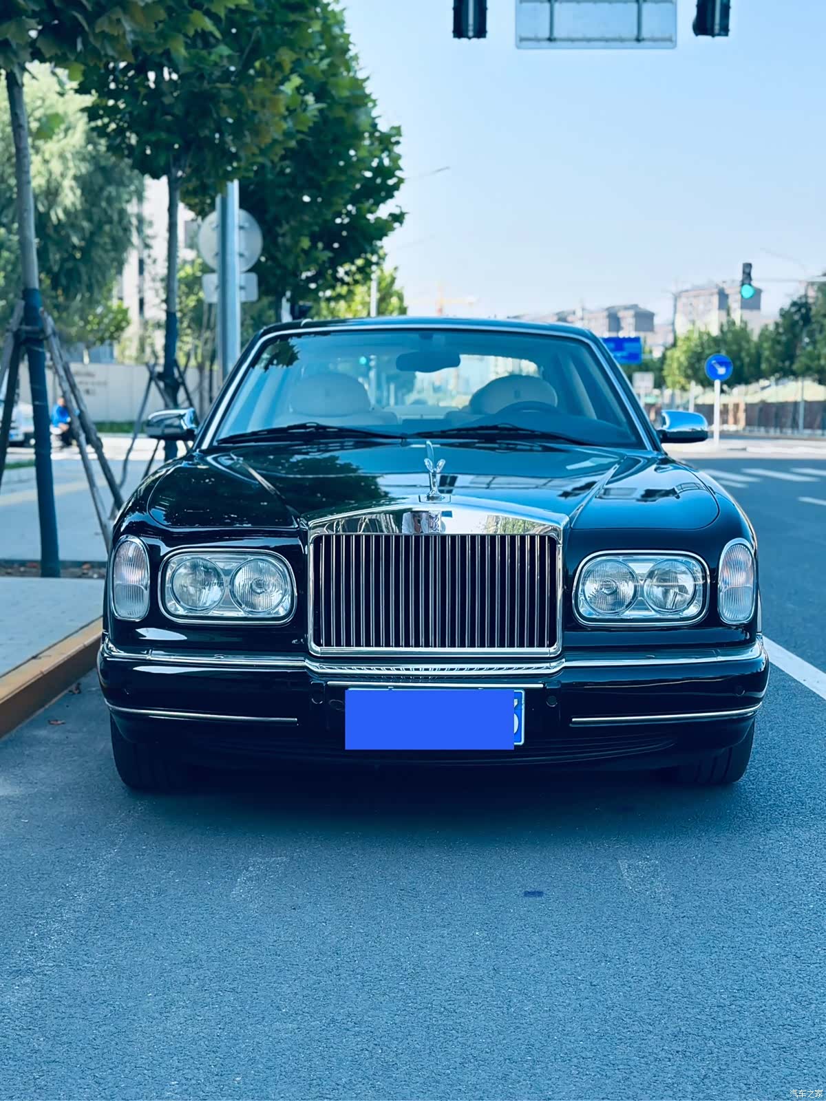 Rolls-Royce Phantom, 2003 10