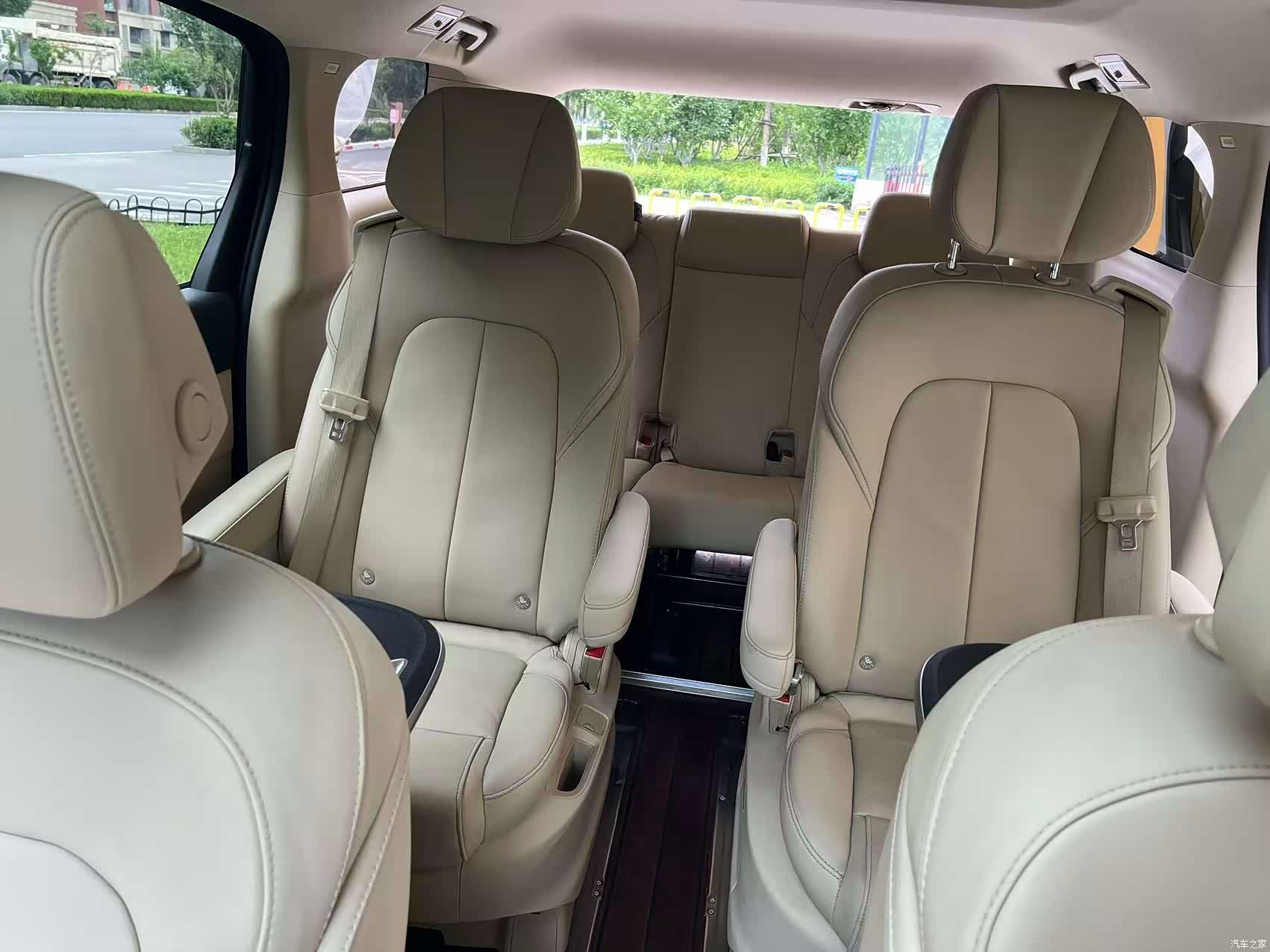 Buick GL8, 2022 18