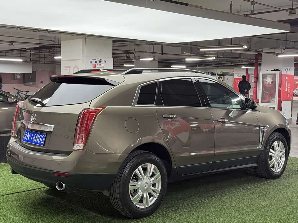 Cadillac SRX