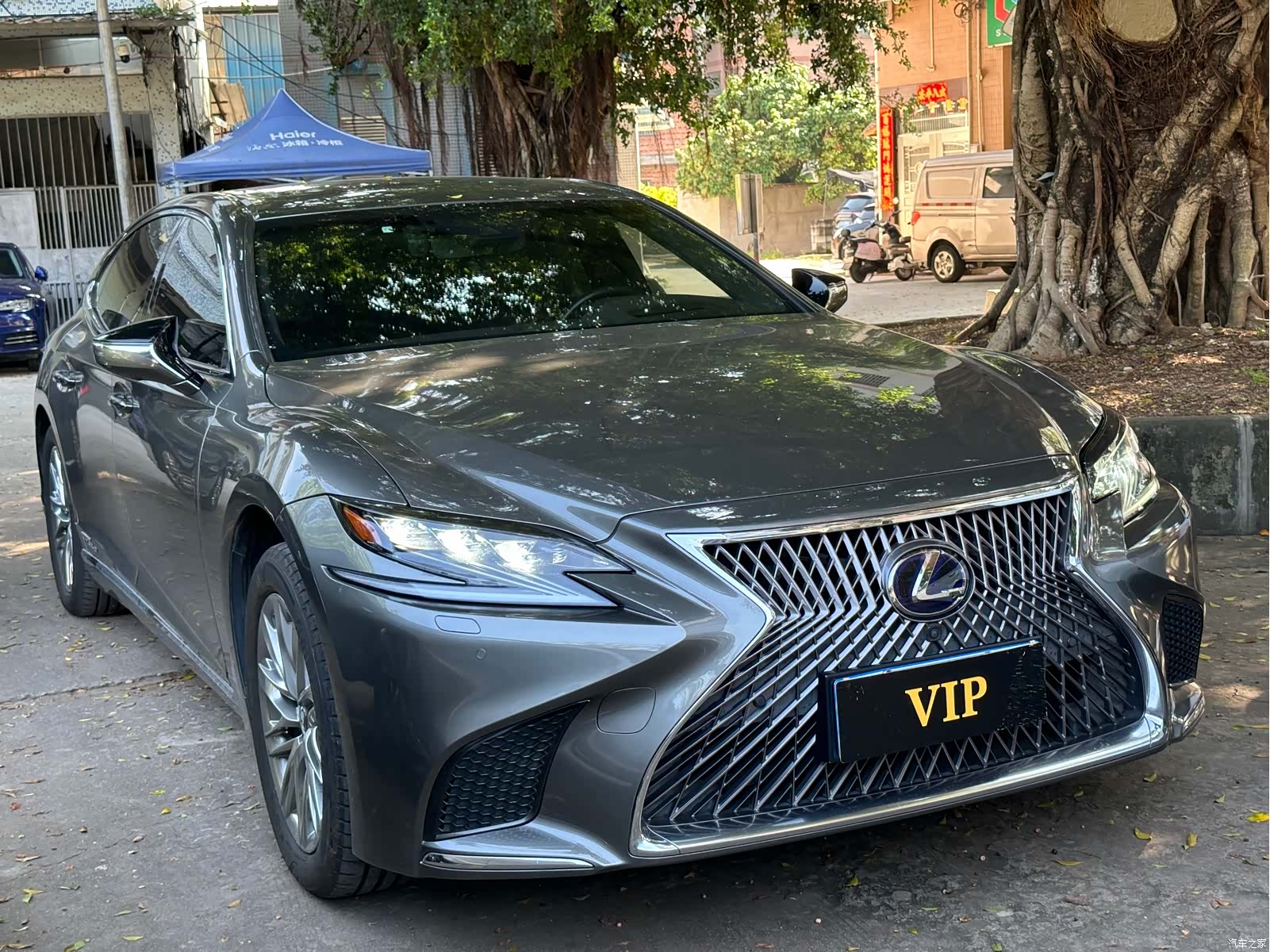 Lexus LS, 2019 2