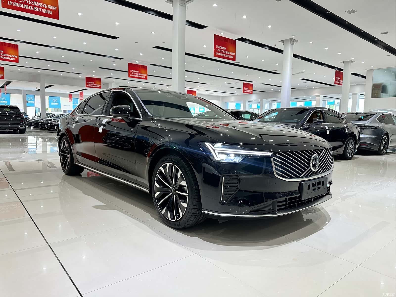 Volvo S90, 2025 3