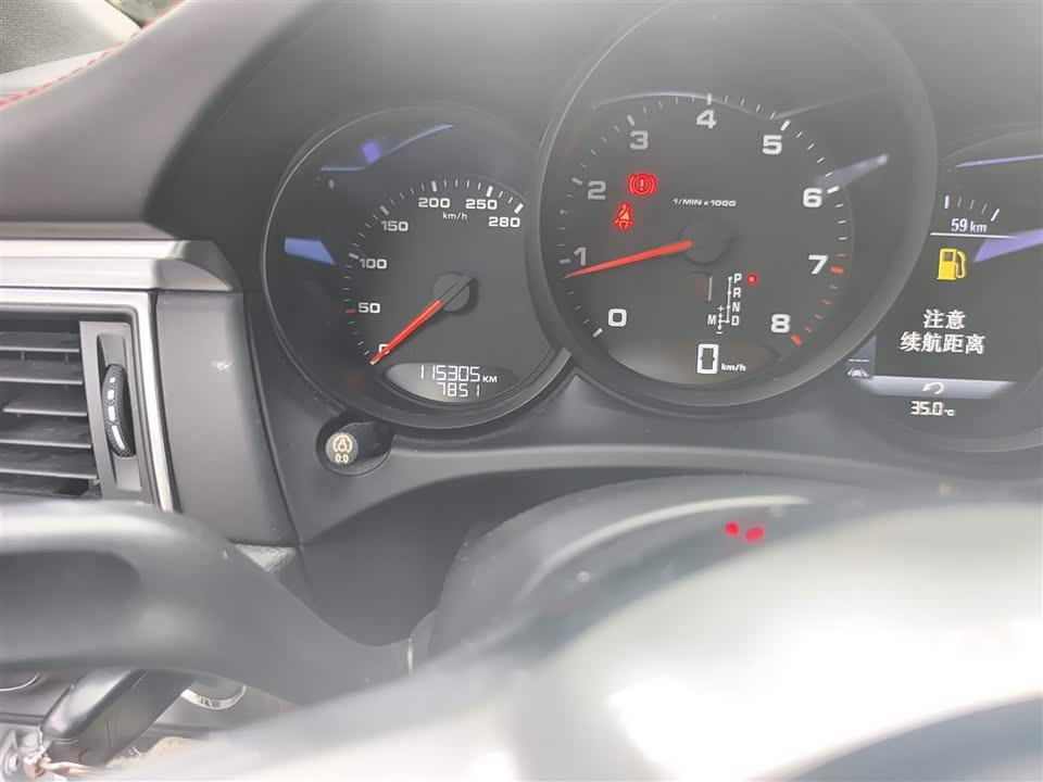 Porsche Macan Porsche Macan