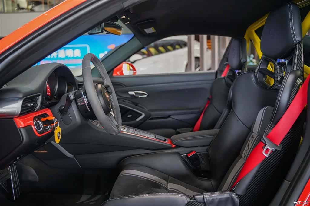 Porsche 911, 2018 2
