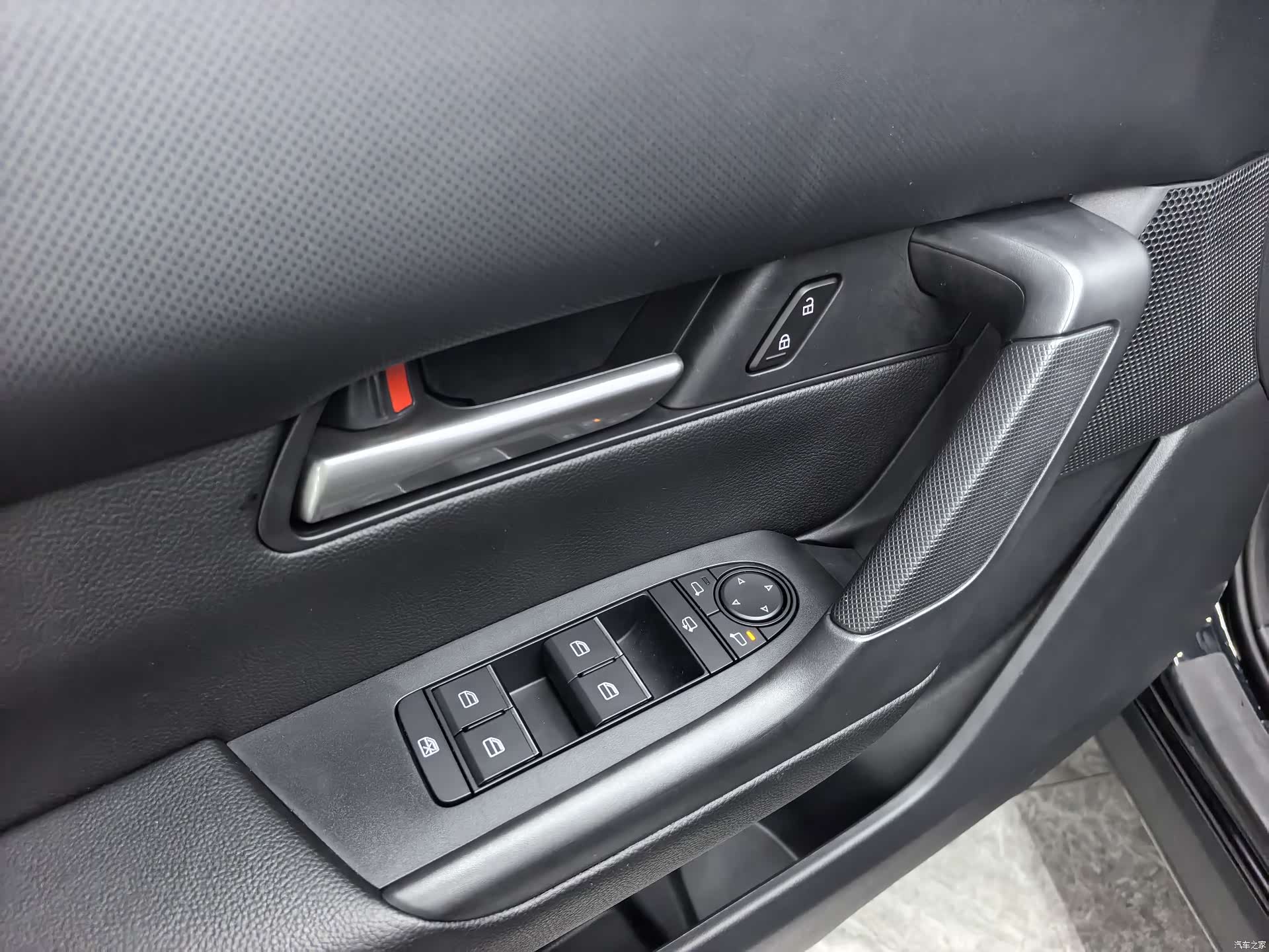 Mazda CX-50, 2023 16