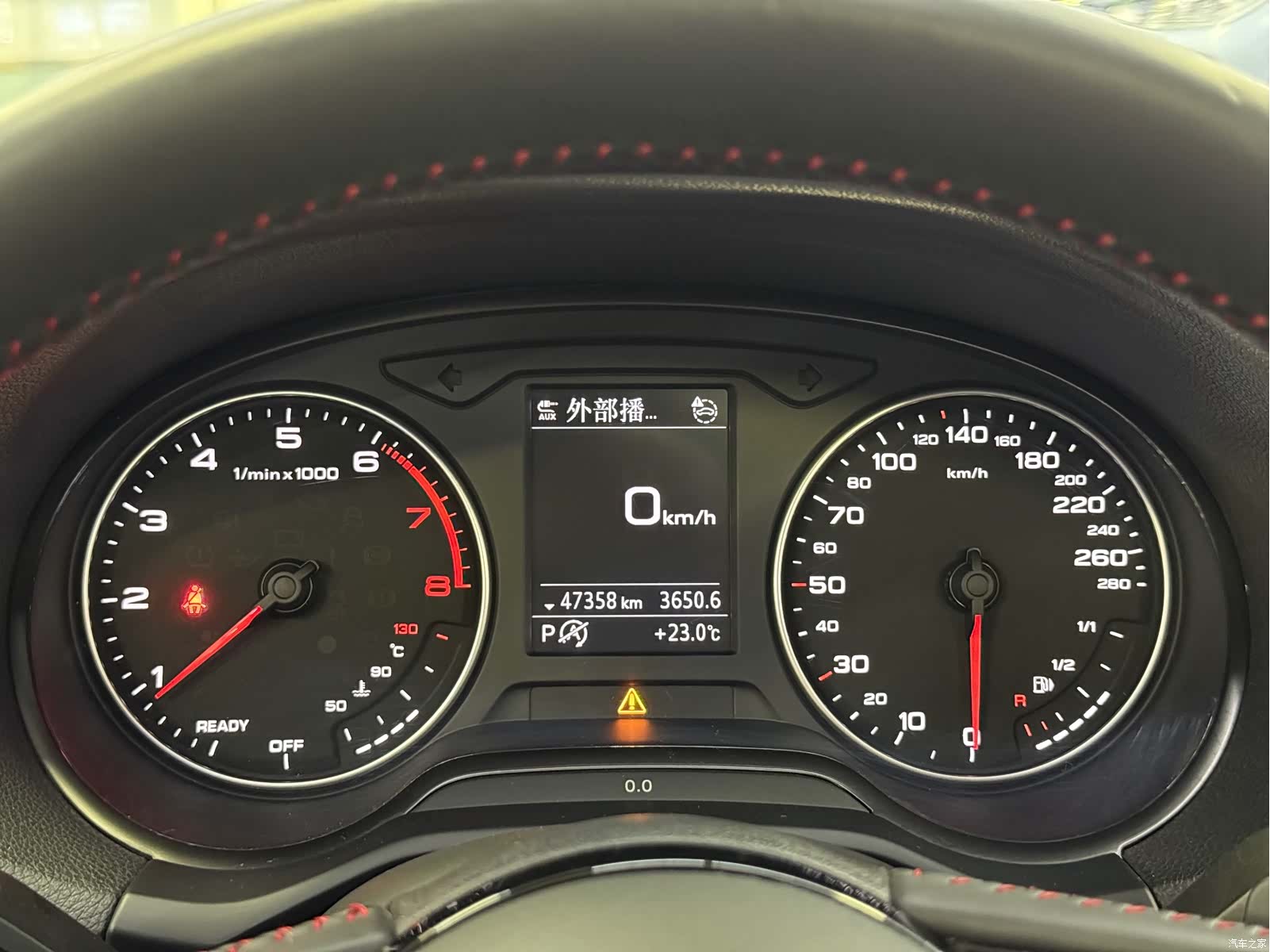 Audi Q2L, 2022 8