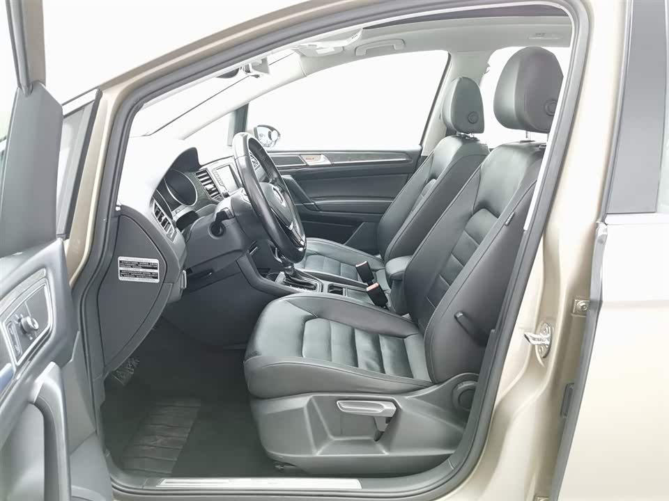 Volkswagen Golf*Jiayu