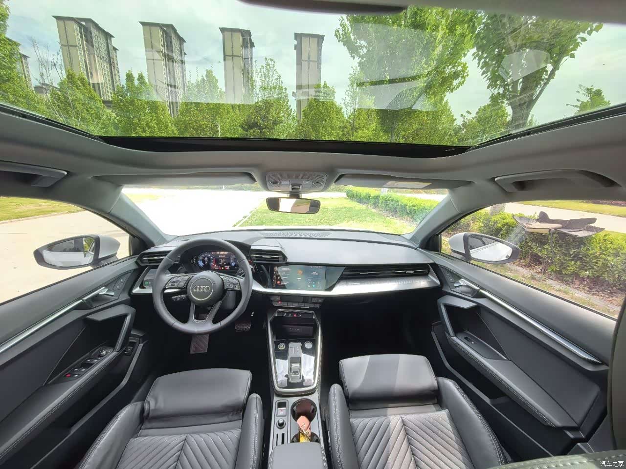Audi A3, 2023 все фото