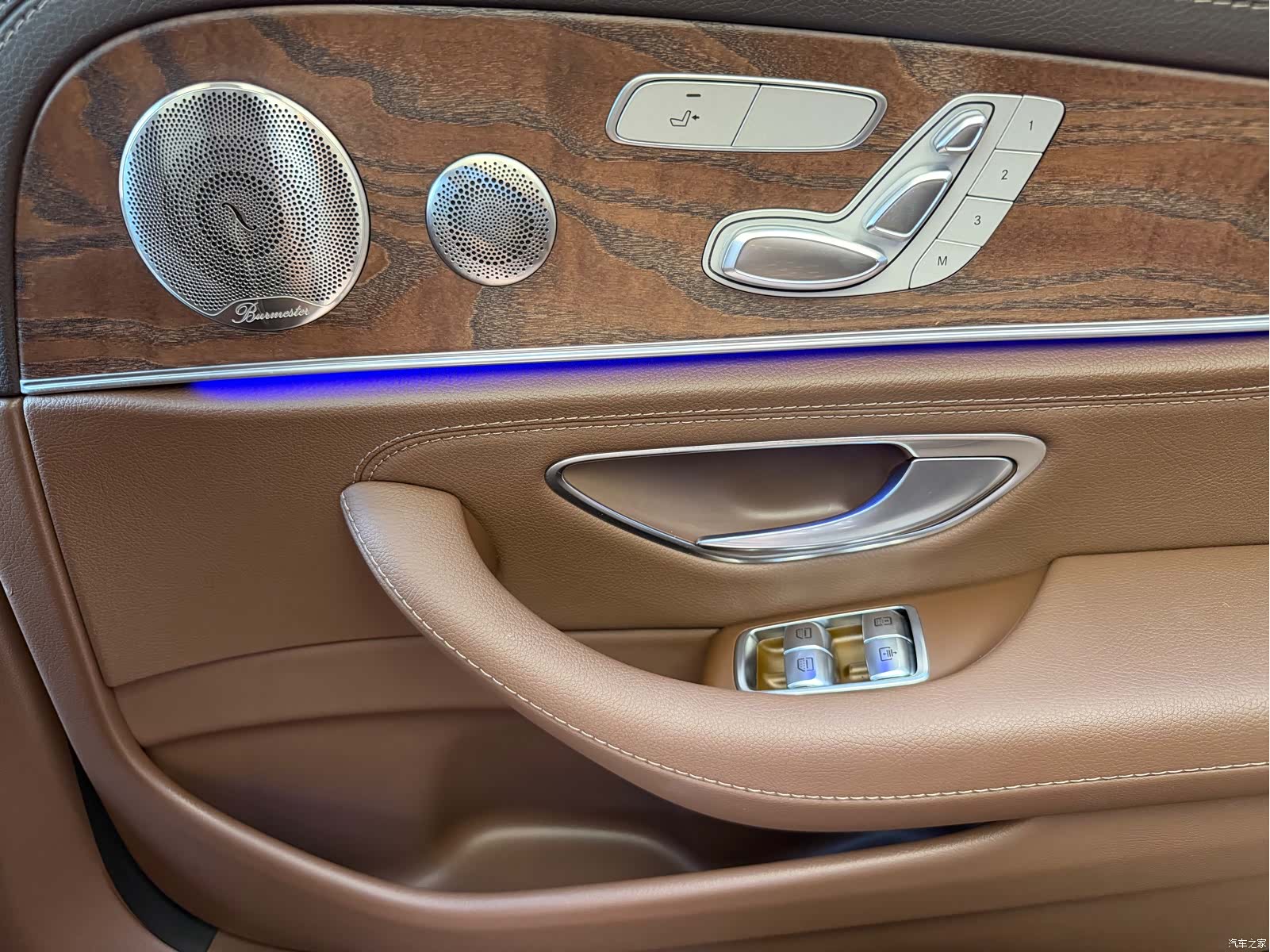 Mercedes-Benz E-Class, 2022 19