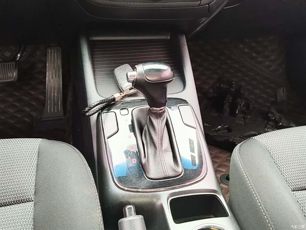 Kia K3, 2016 10
