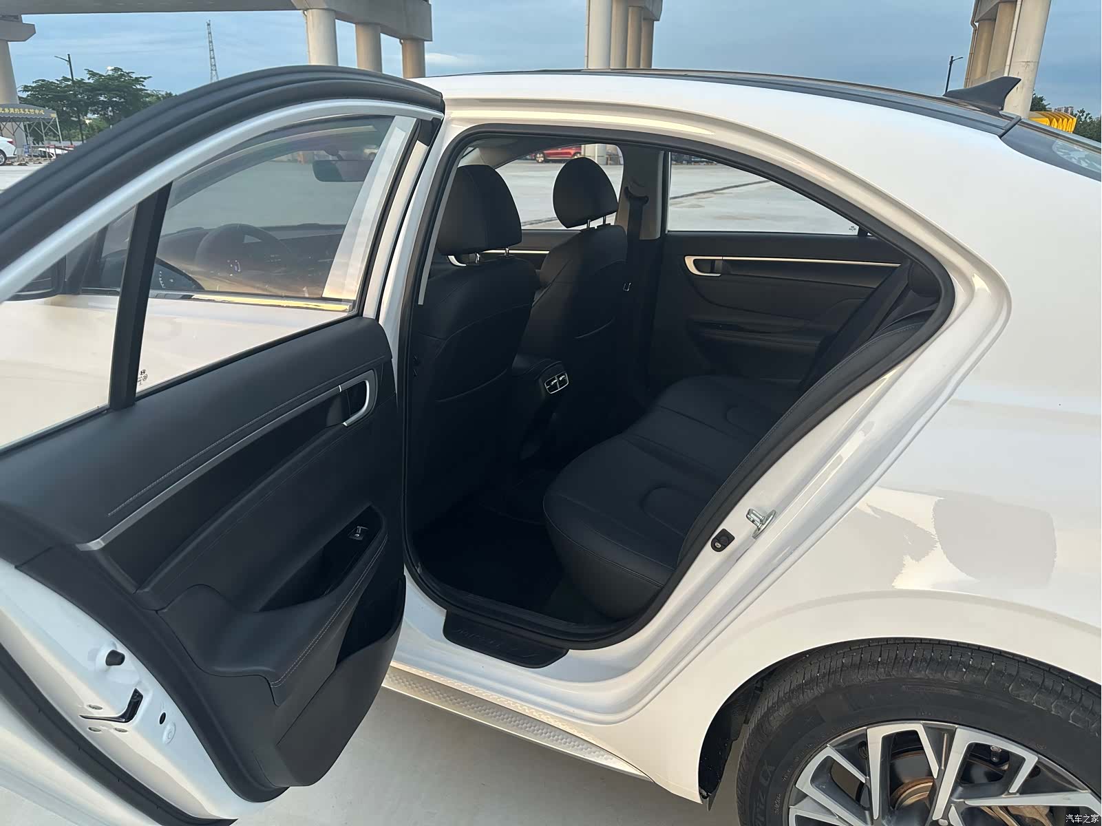 Hyundai GLX, 2022 15
