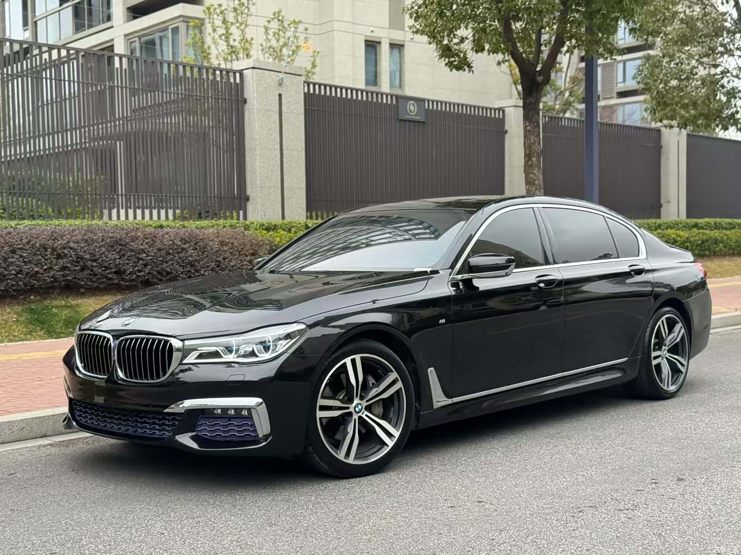 BMW 7 Series, 2018 1
