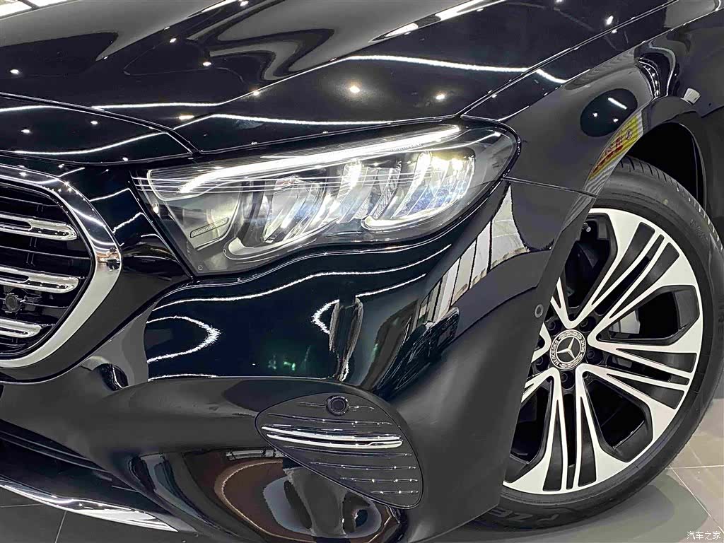 Mercedes-Benz E-Class, 2026 20
