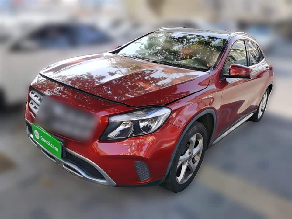 Mercedes-Benz GLA