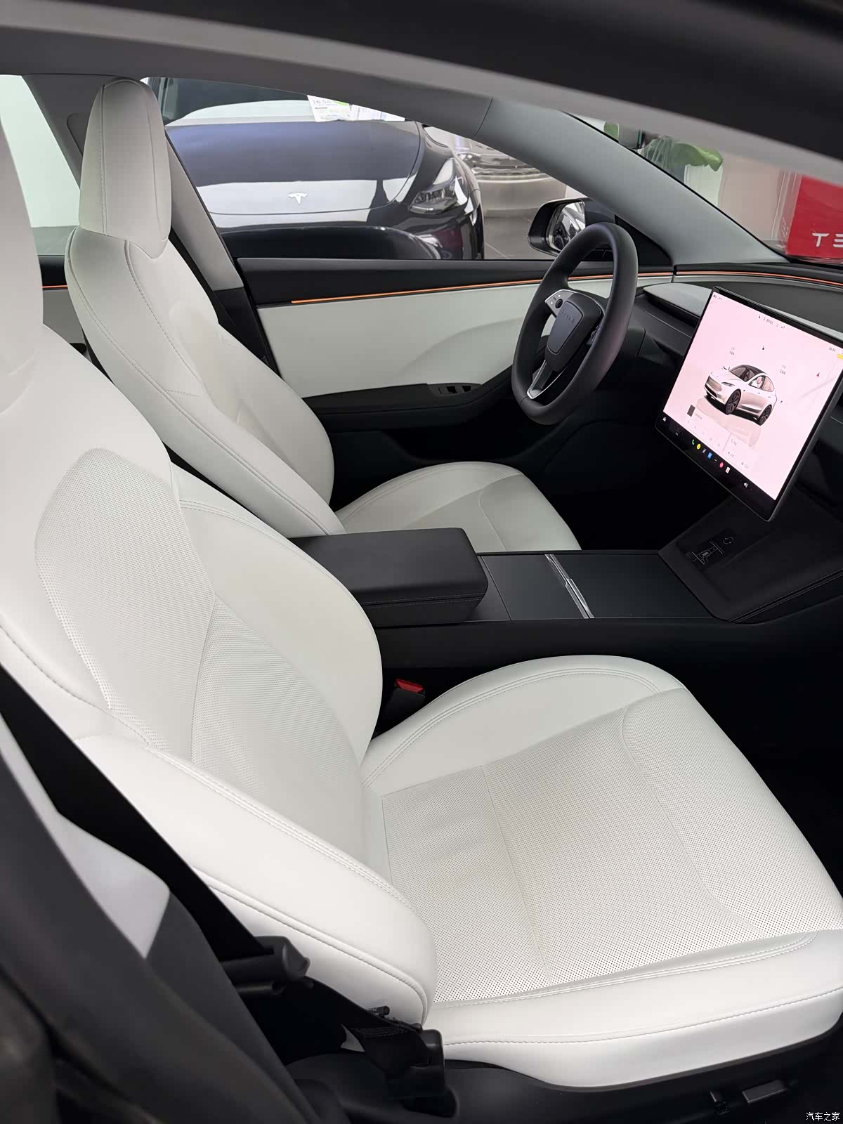 Tesla Model 3, 2025 6