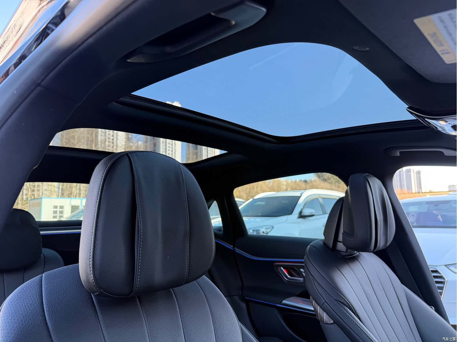 Mercedes-Benz E-Class, 2025 16