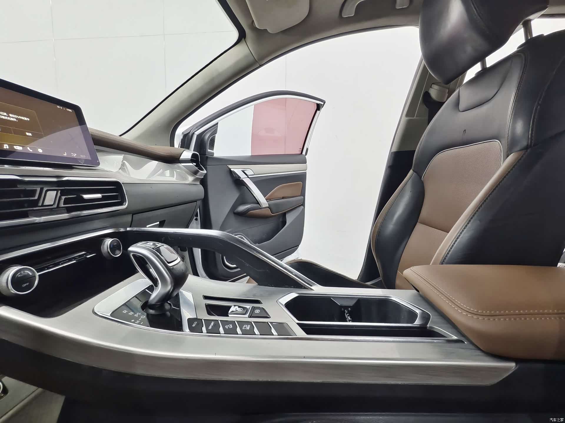 Geely Coolray, 2019 12