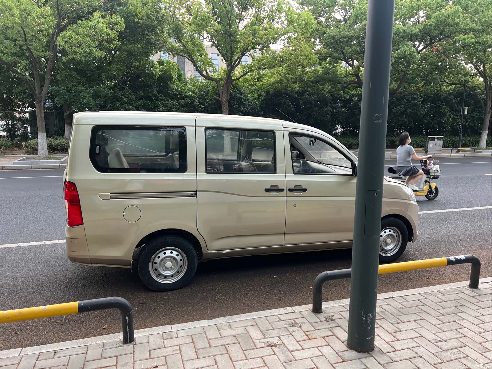 Wuling V, 2017 9
