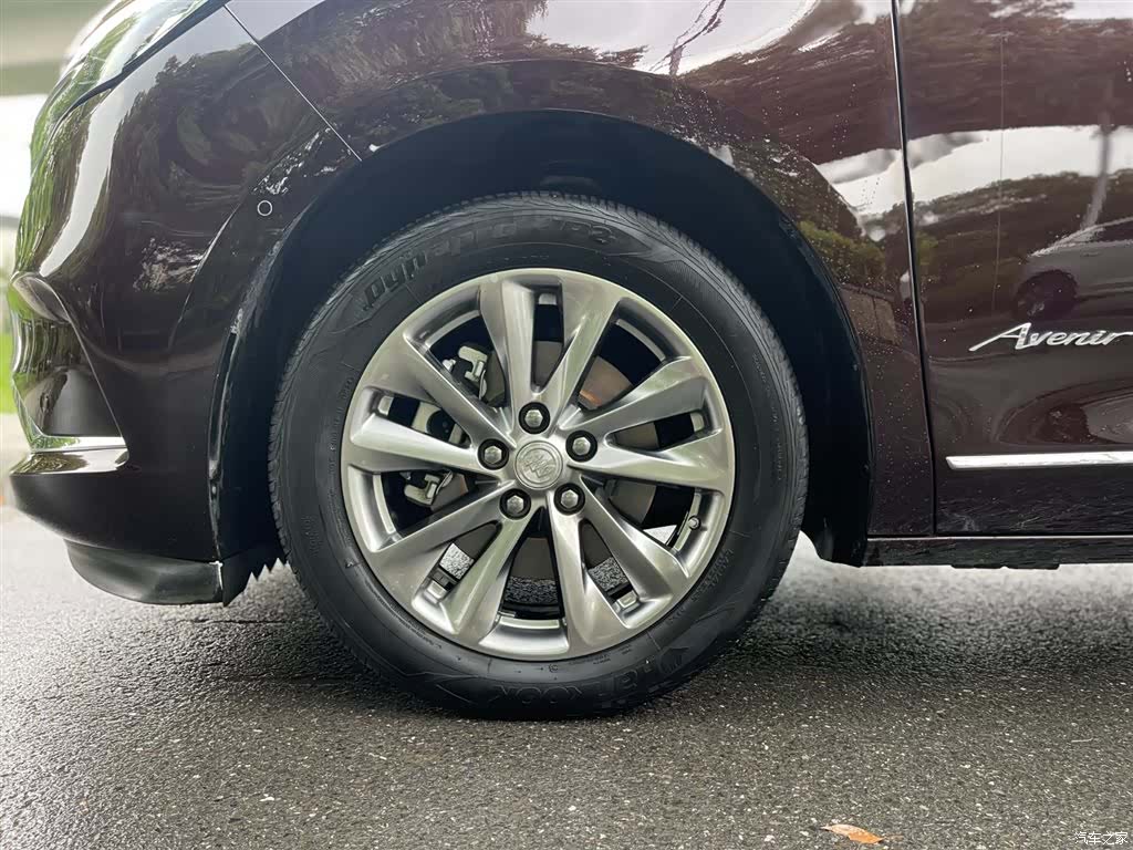 Buick GL8, 2022 10