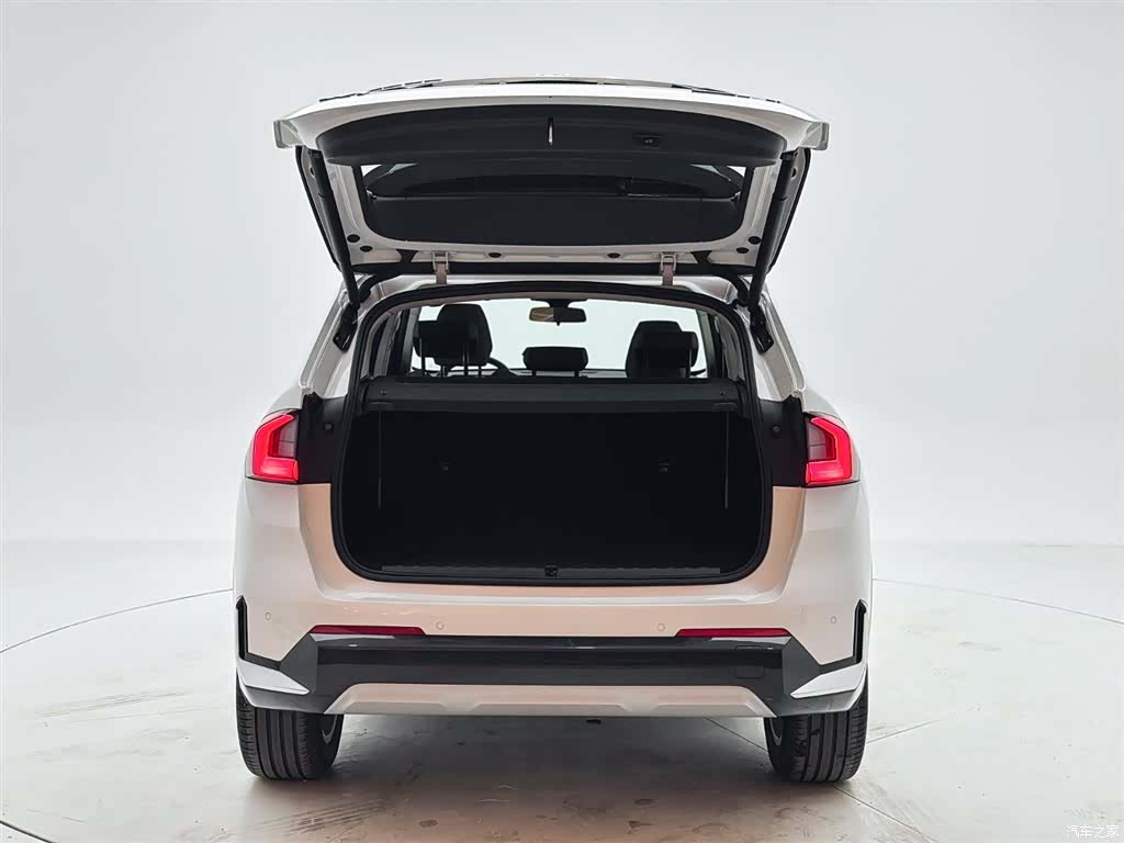 BMW X1, 2023 8