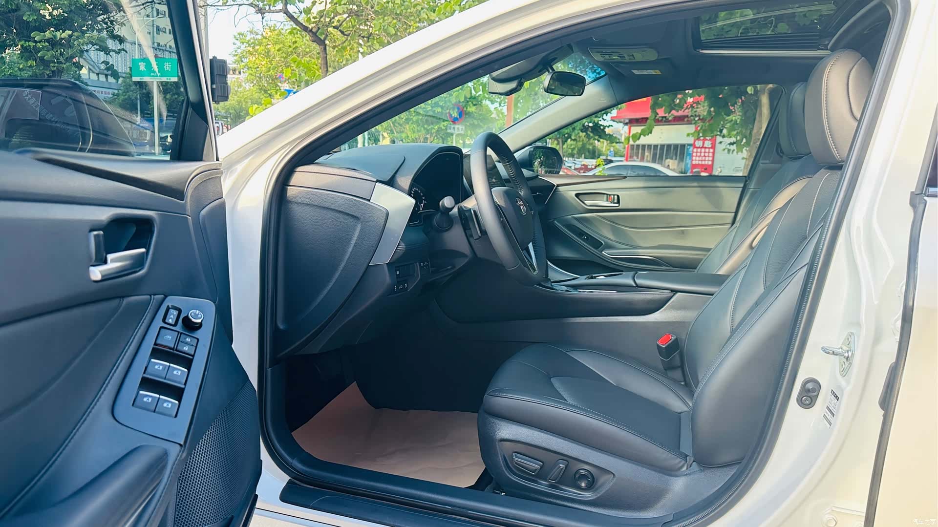 Toyota Avalon, 2023 13
