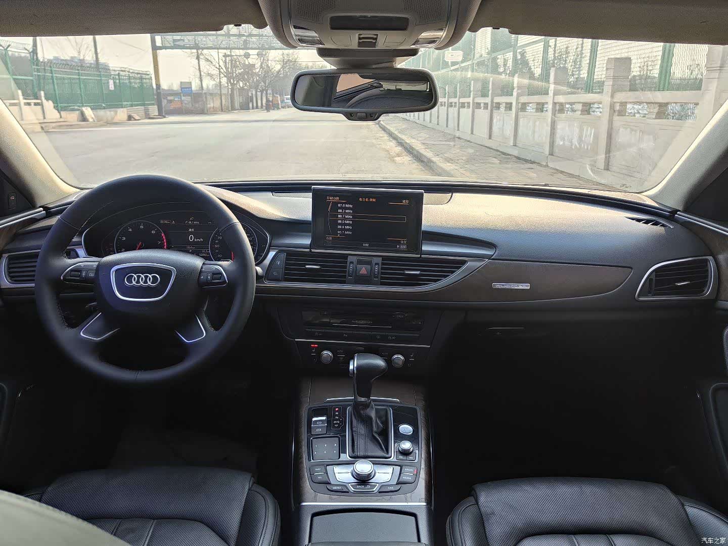 Audi A6L, 2013 8