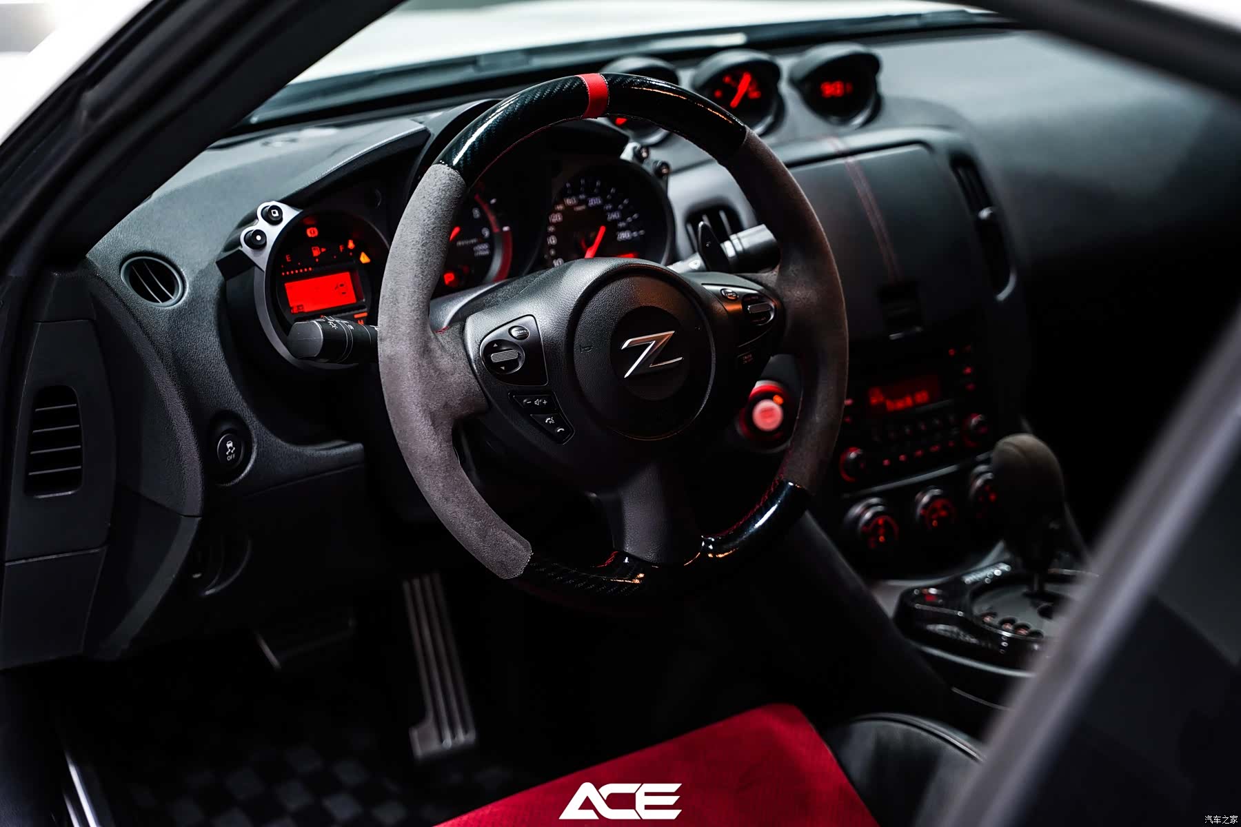 Nissan 370Z, 2017 18