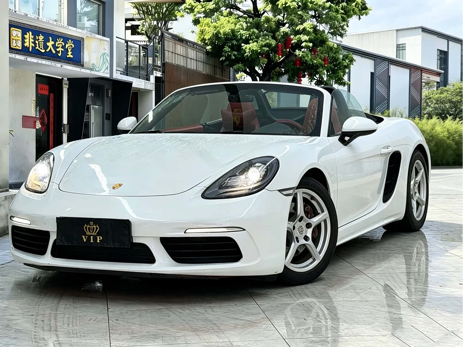 Porsche Boxster, 2017 1