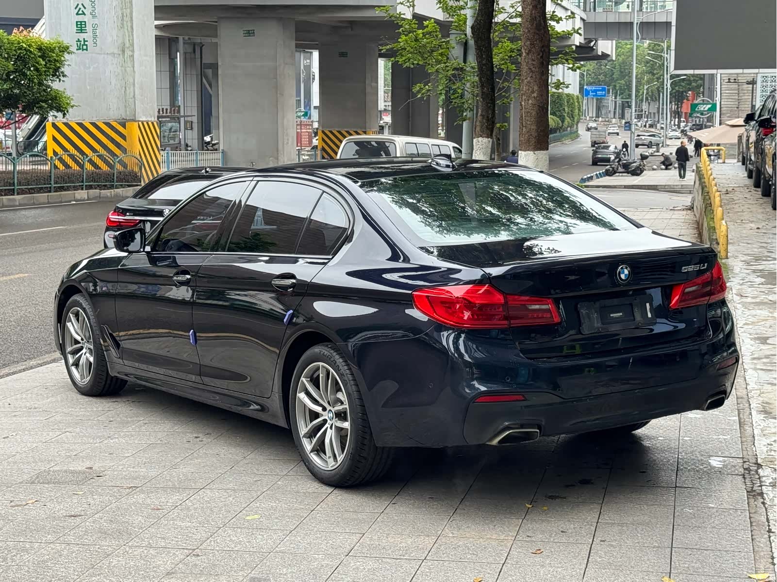 BMW 5 Series, 2018 17