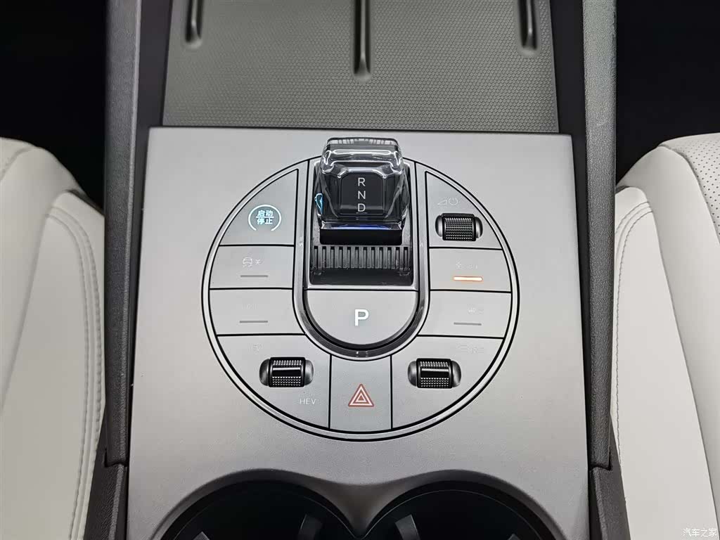BYD Seal, 2025 13