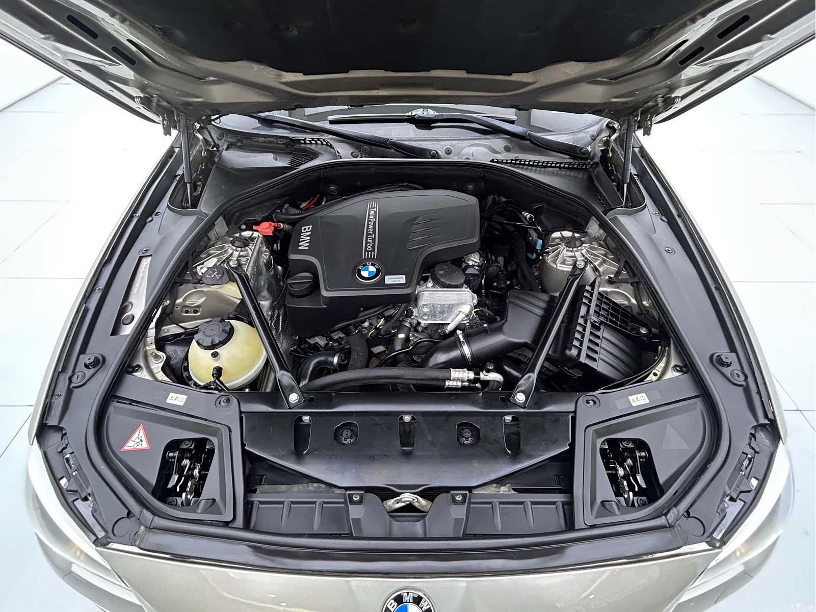 BMW 5 Series, 2015 21