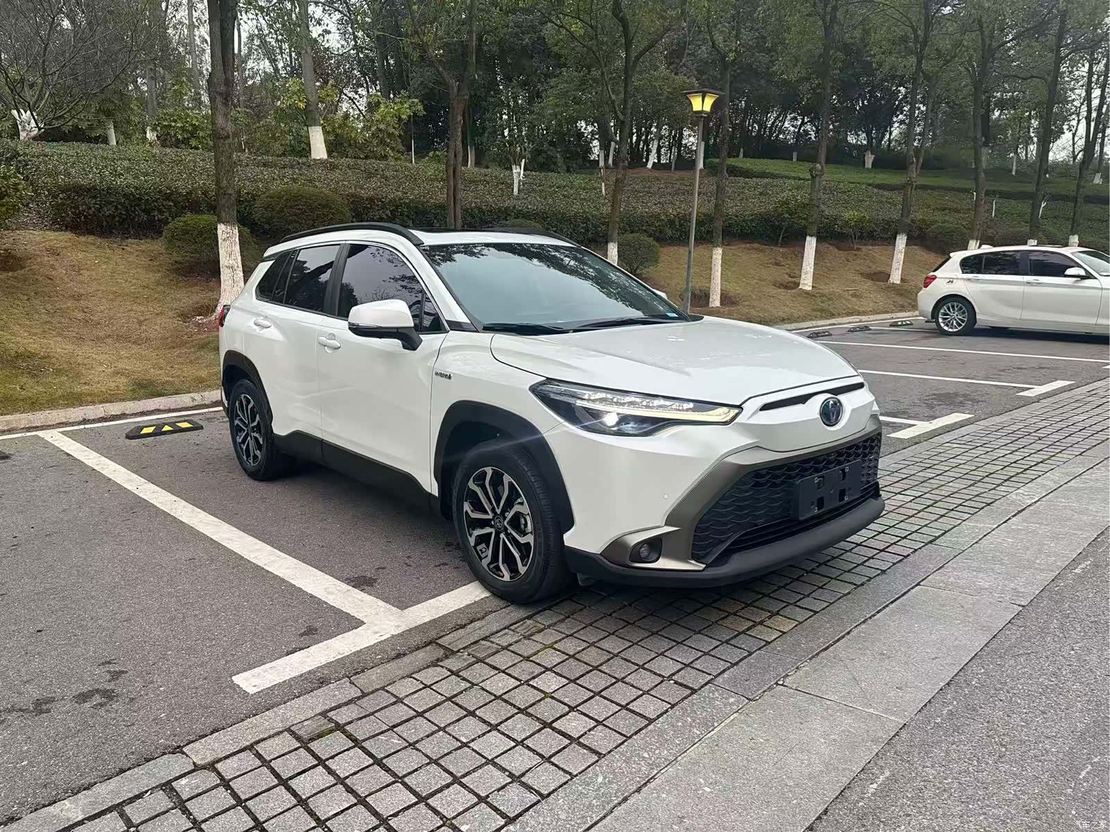 Toyota Frontlander, 2023 1