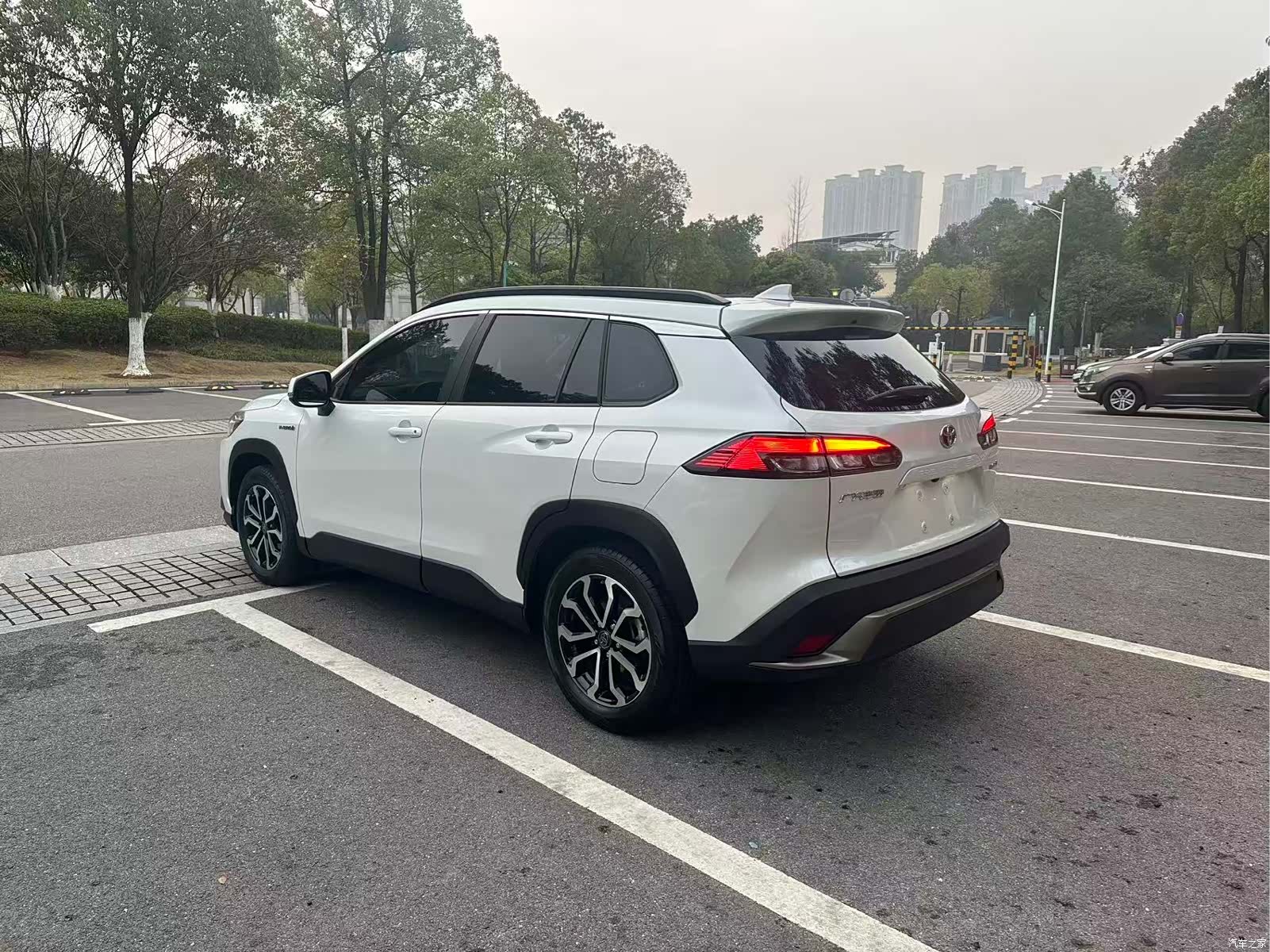 Toyota Frontlander, 2023 3