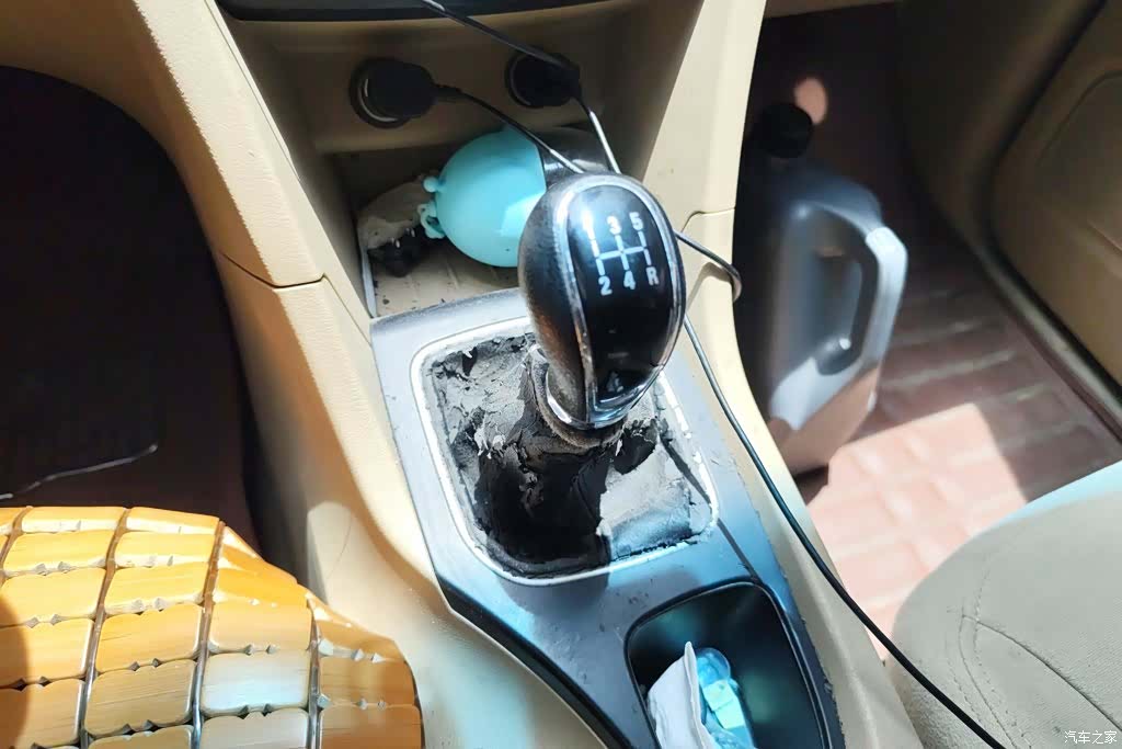 Wuling 730, 2017 16