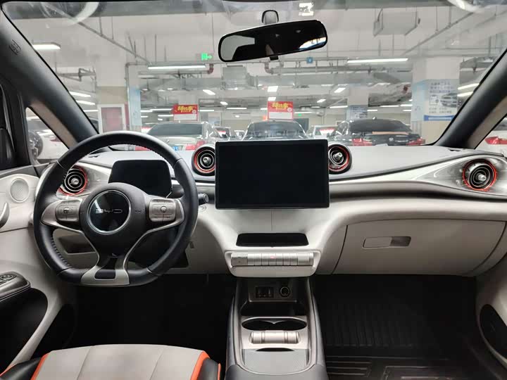BYD Dolphin, 2022 года фото 9
