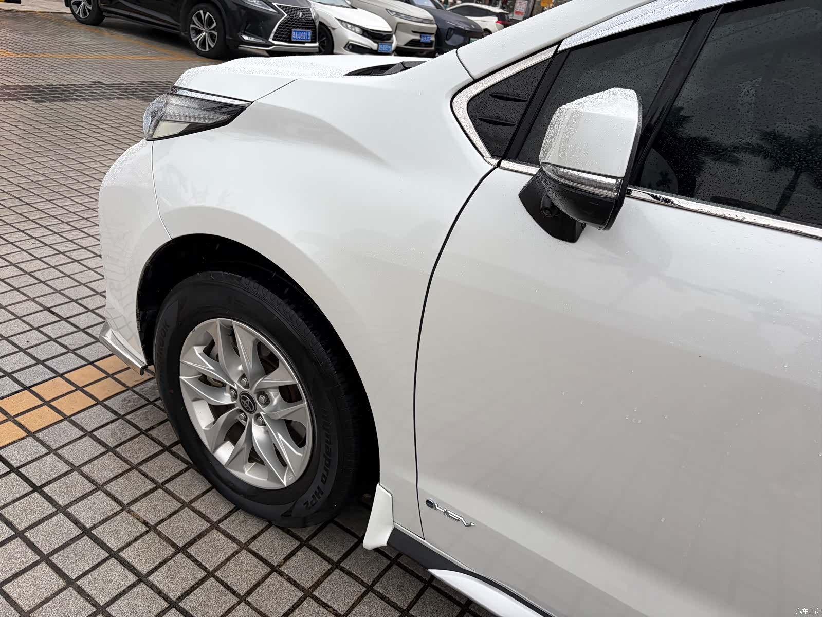 Toyota Granvia, 2024 23
