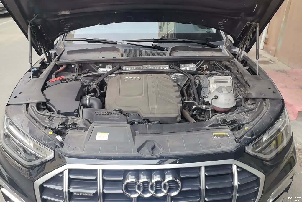 Audi Q5L, 2023 10