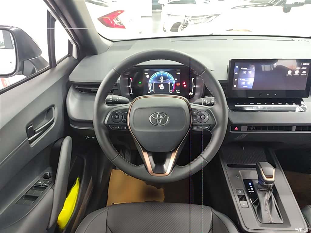 Toyota Frontlander, 2026 11