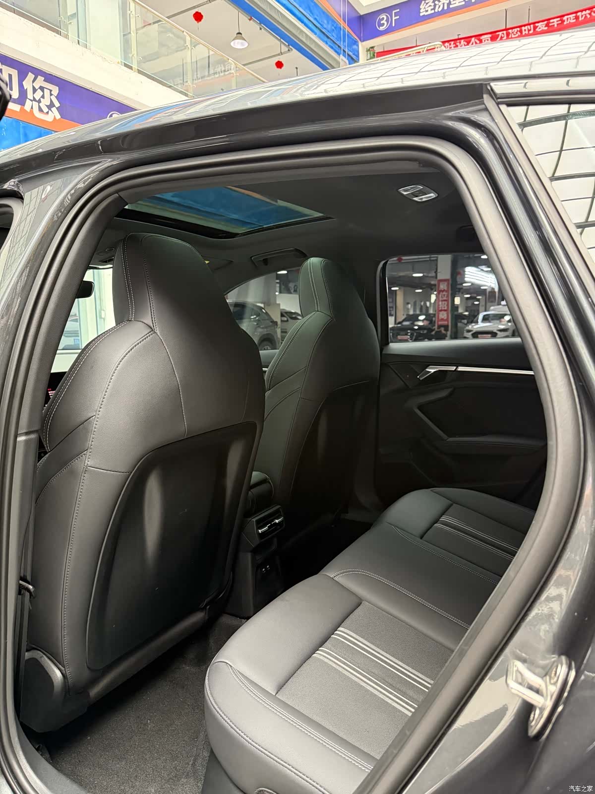 Audi A3, 2022 все фото