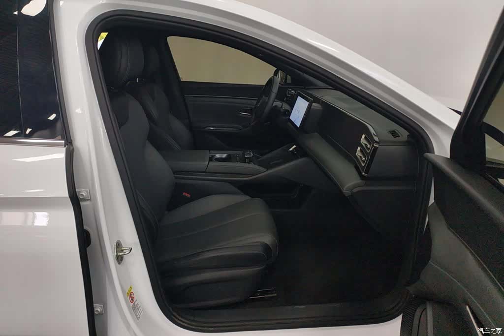 BYD Qin, 2024 8