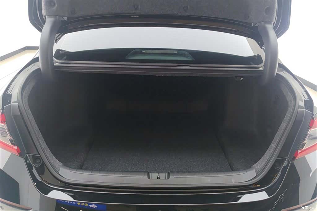 Honda Accord, 2022 4