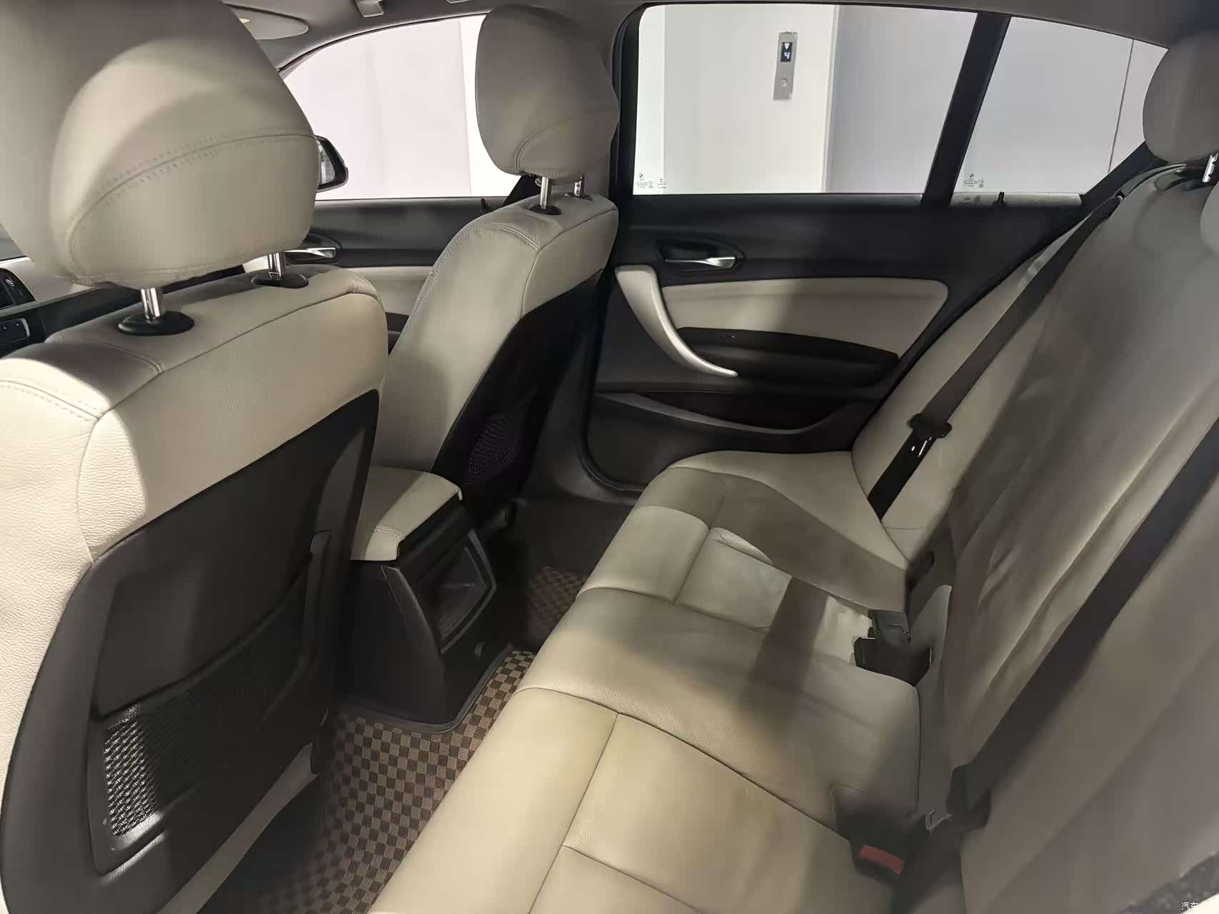 BMW 1 Series, 2018 13