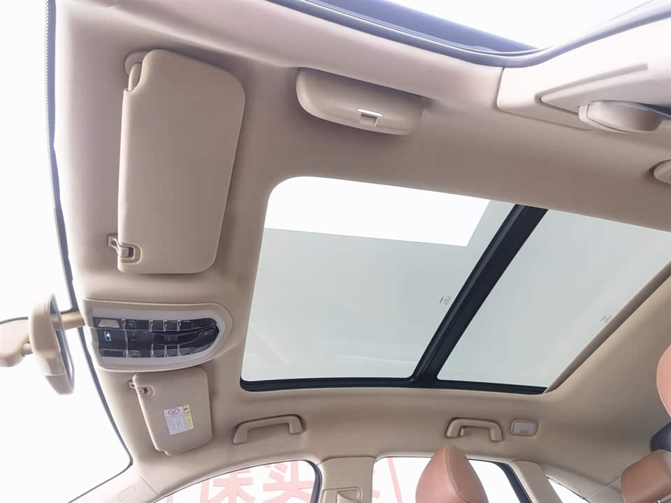 Zotye SR9 Zotye SR9