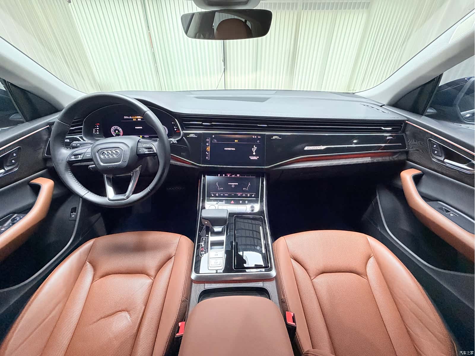 Audi Q8, 2020 12