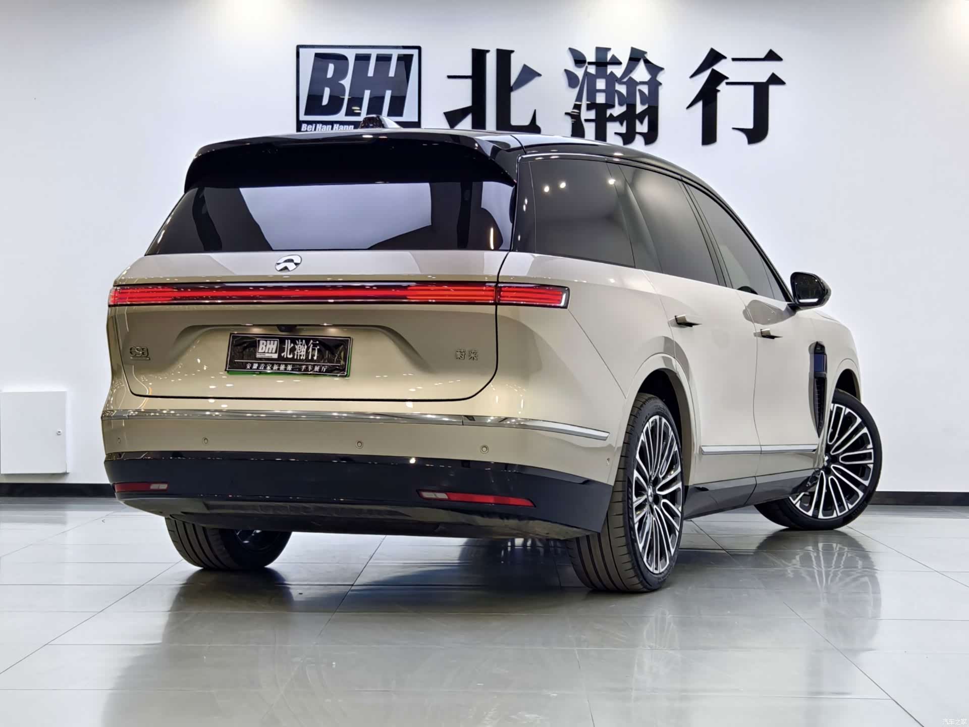 NIO ES8, 2026 4