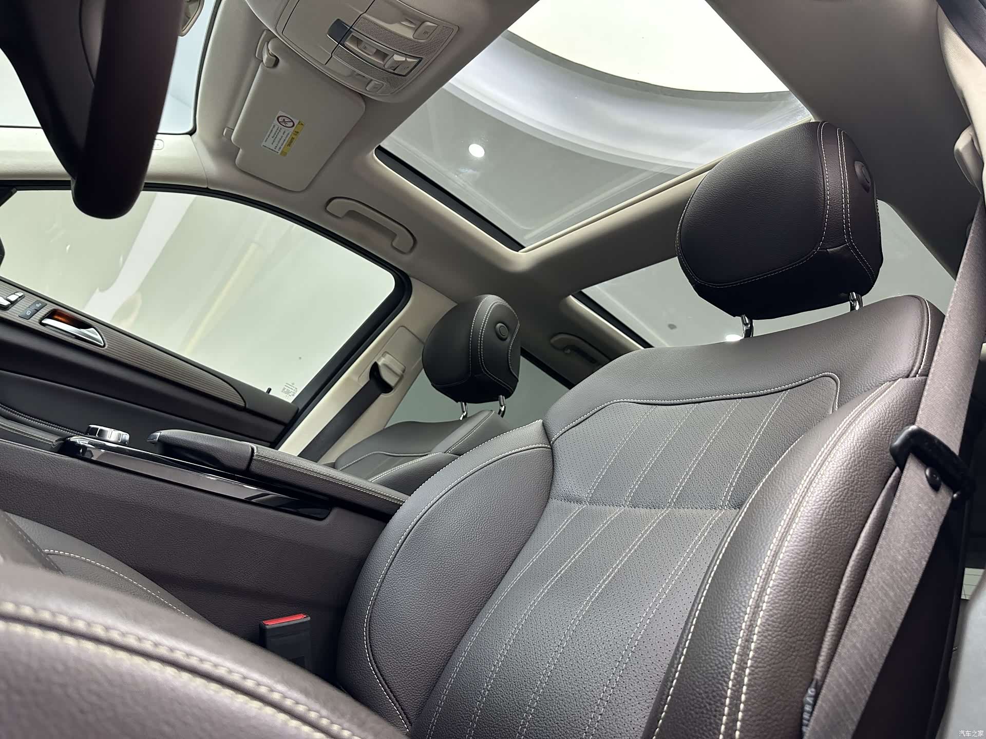 Mercedes-Benz GLE, 2019 14