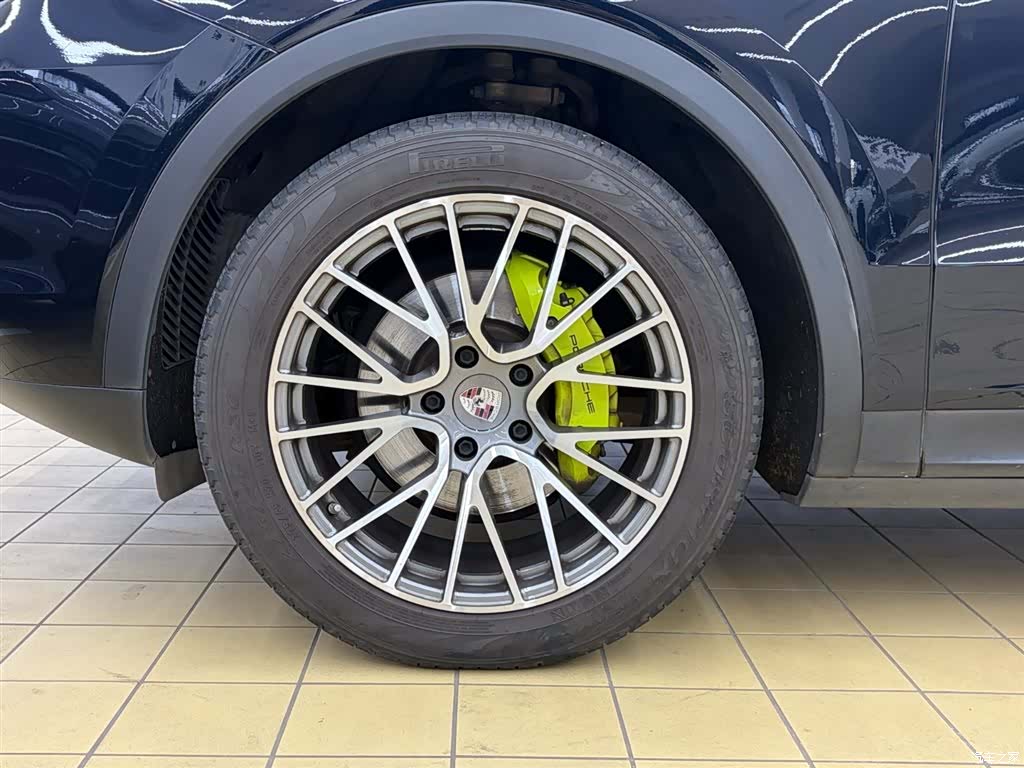 Porsche Cayenne, 2020 12